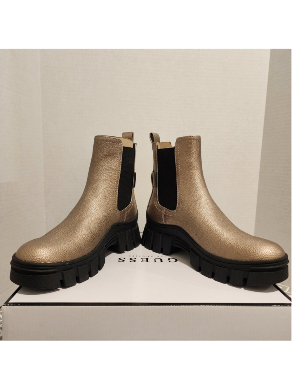 Guess hensley 7.5m space futuristic y2k boot chunky velcro strap logo